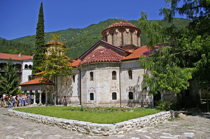100 национални туристически обекта - Бачковски манастир: cнимка 2