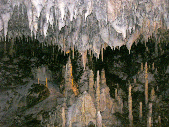 100 национални туристически обекта - пещера  Снежанка : cнимка 2