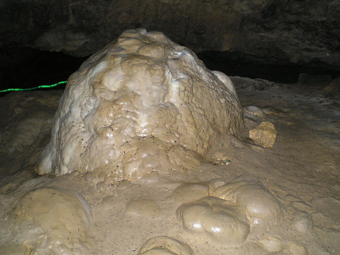 100 национални туристически обекта - Пещера  Бачо Киро  : cнимка 3