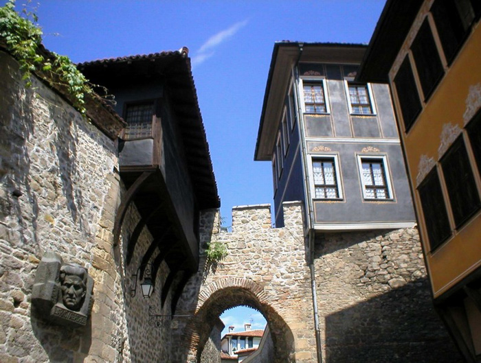 100 национални туристически обекта - Архитектурно-исторически резерват Стария Пловдив  : снимка 5
