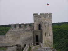100 национални туристически обекта: Историко-археологичен резерват Шуменска крепост : снимка 2