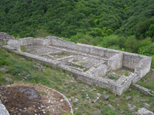 100 национални туристически обекта: Историко-археологичен резерват Шуменска крепост : снимка 5