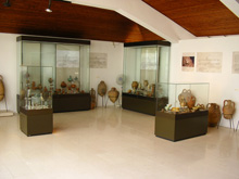 100 национални туристически обекта: Археологически музей - гр. Созопол: снимка 3